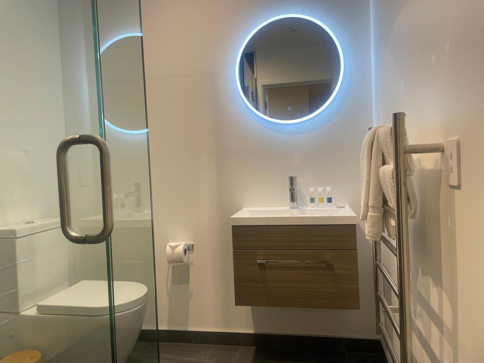 Alpine Junction Townhouse Apartments, Lodge & Hotel Wanaka Luaran gambar