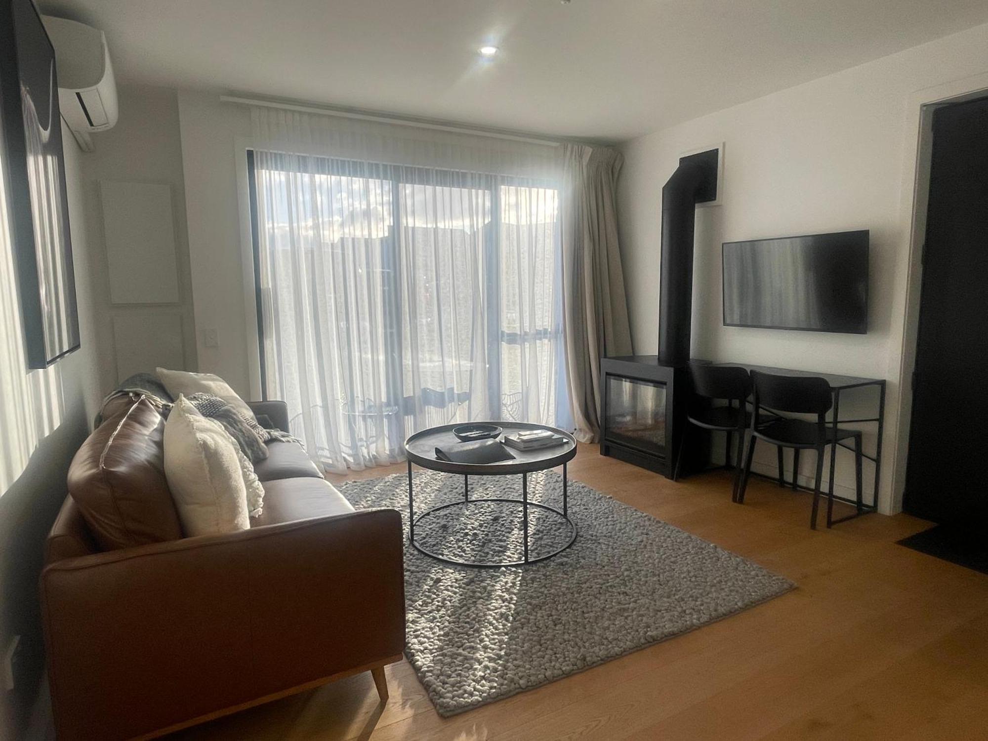 Alpine Junction Townhouse Apartments, Lodge & Hotel Wanaka Luaran gambar