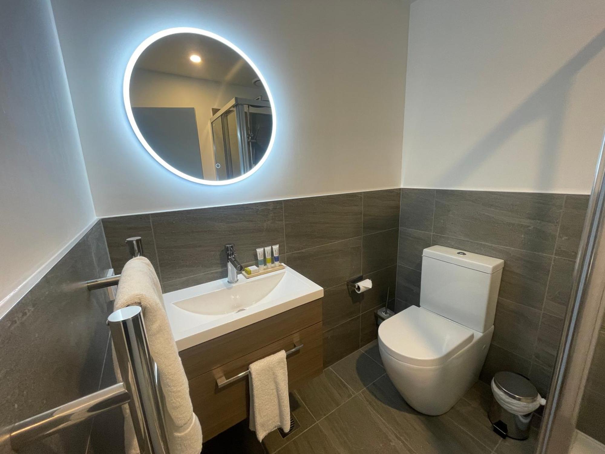 Alpine Junction Townhouse Apartments, Lodge & Hotel Wanaka Luaran gambar